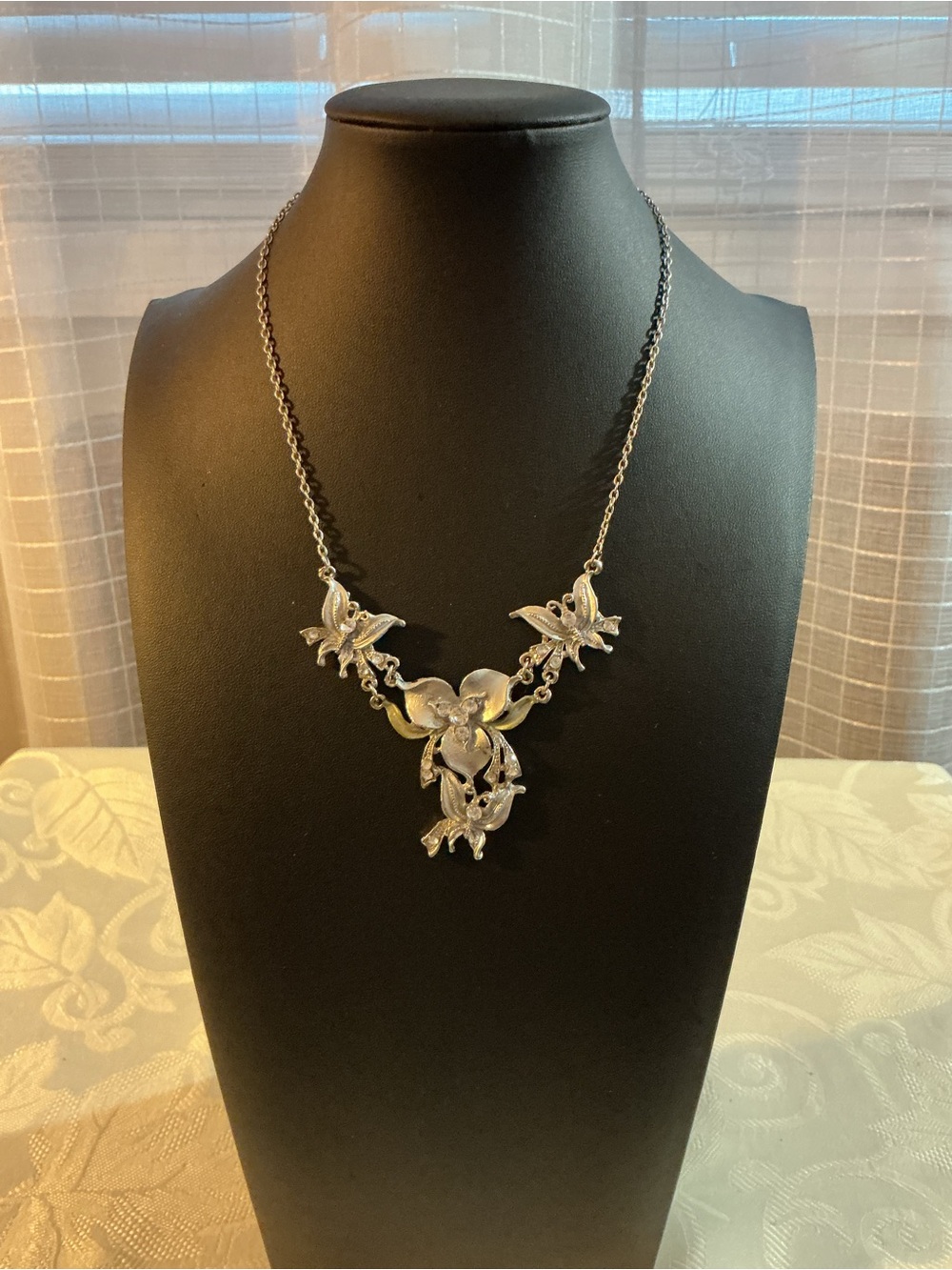 Butterfly and Floral Romantic Rhinestone Silver Tone Statement Necklace - Picture 1 of 4